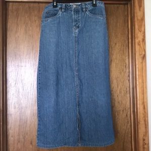 Old Navy denim jean skirt 4-6 long skirt